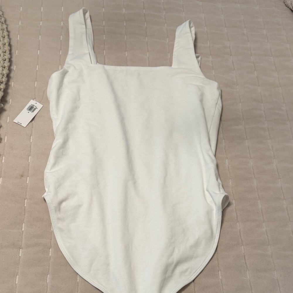 Old Navy White Sleeveless Bodysuit - Picture 4 of 4
